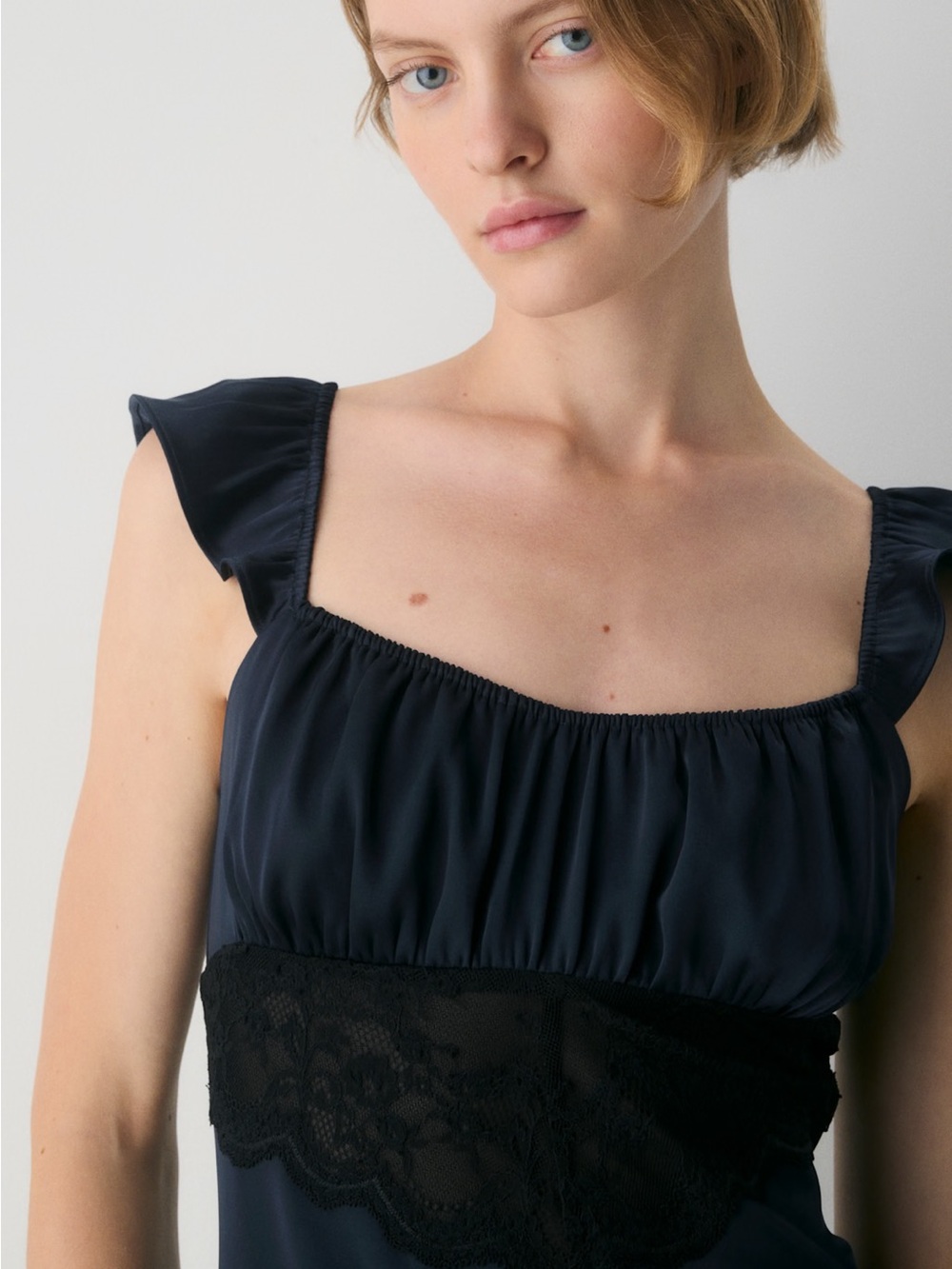 NWT Aritzia “Magnate Satin Dress” in dark night navy by Wilfred - Picture 7 of 11